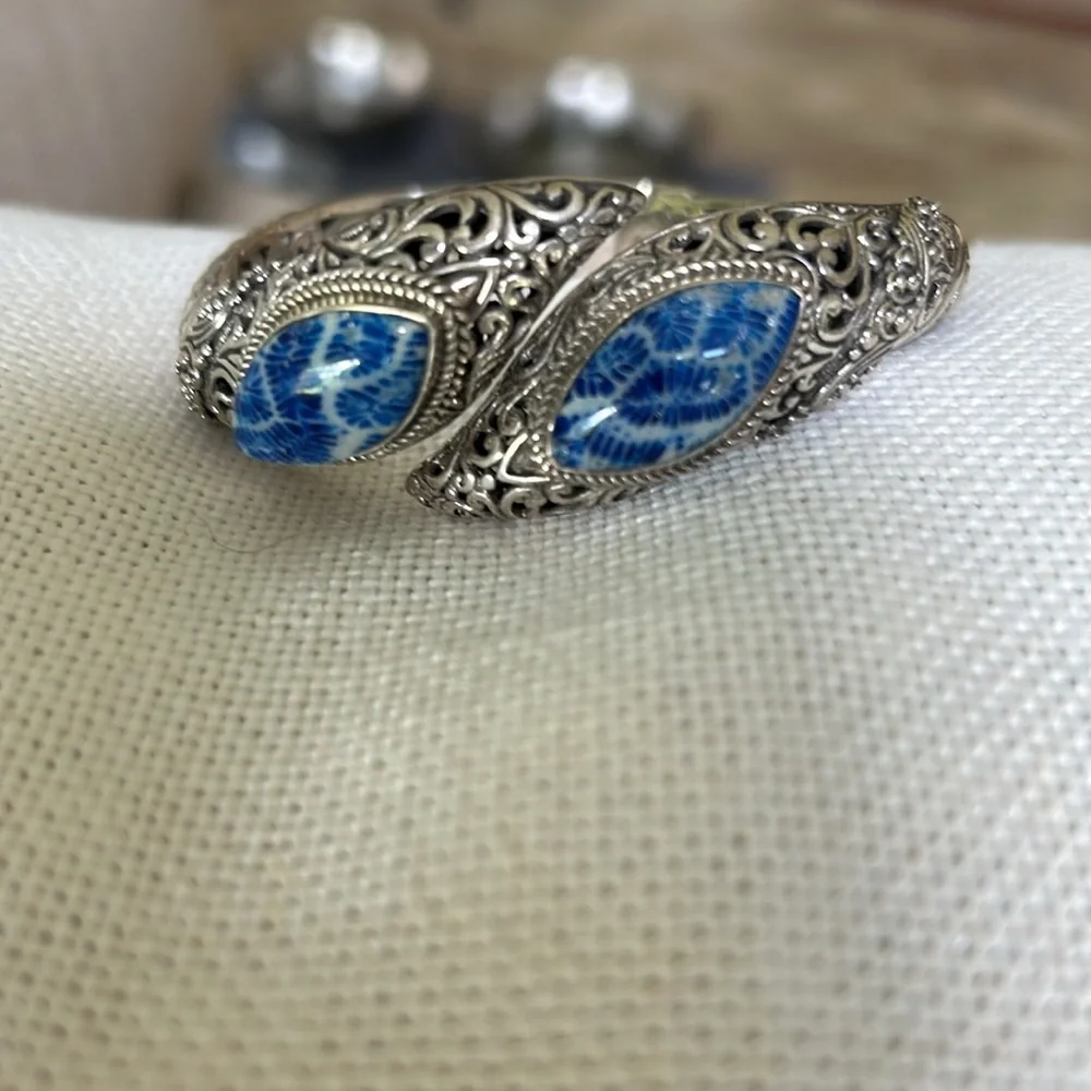 Elegant Silver and Blue Fossilized Coral Women's Bracelet - Picture 3 of 8